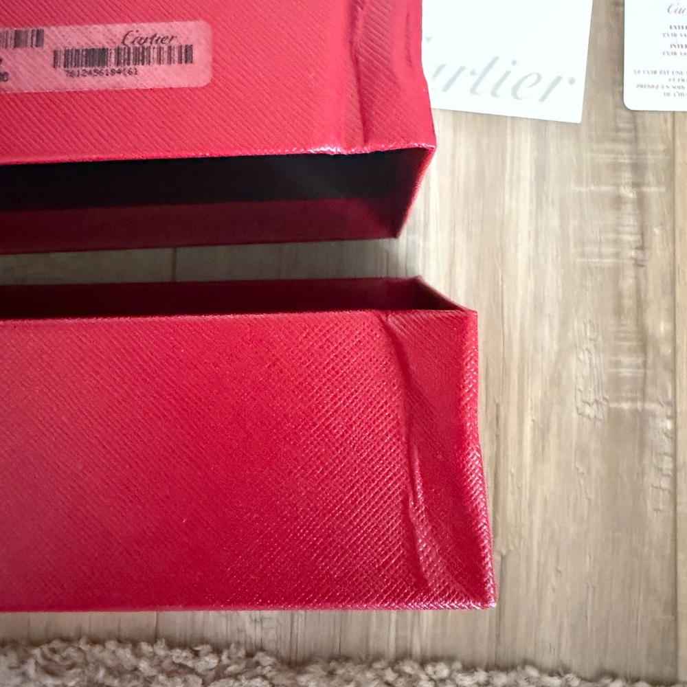NEW CARTIER HAPPY BIRTHDAY L3000347 BI-FOLD WALLET - Picture 7 of 8